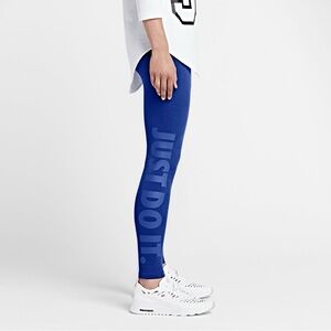 Nike women’s blue cotton tight leggings with Nike logo